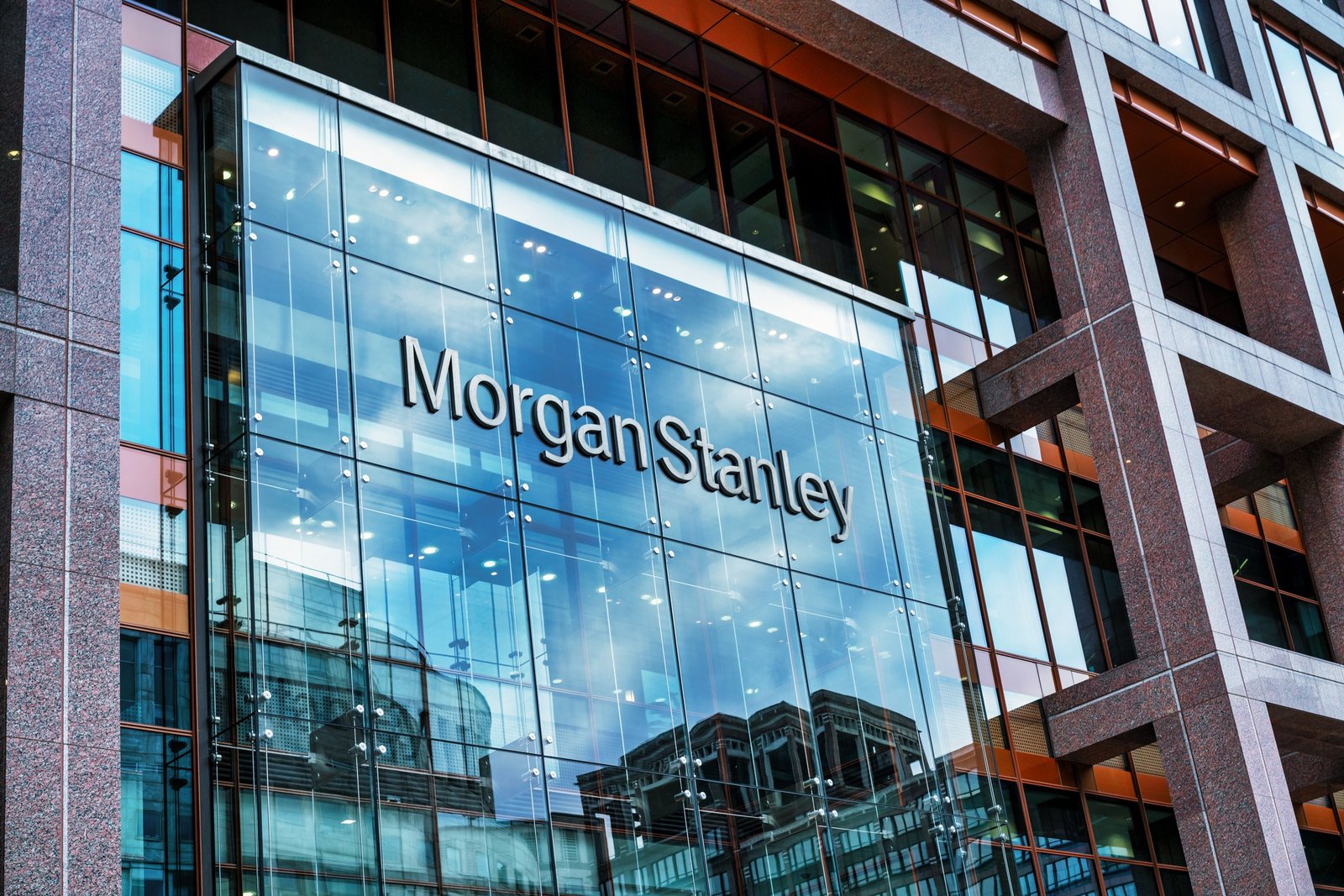Morgan Stanley Bitcoin Trust Faces Net Asset Drop Despite Strong Inflows in Q1